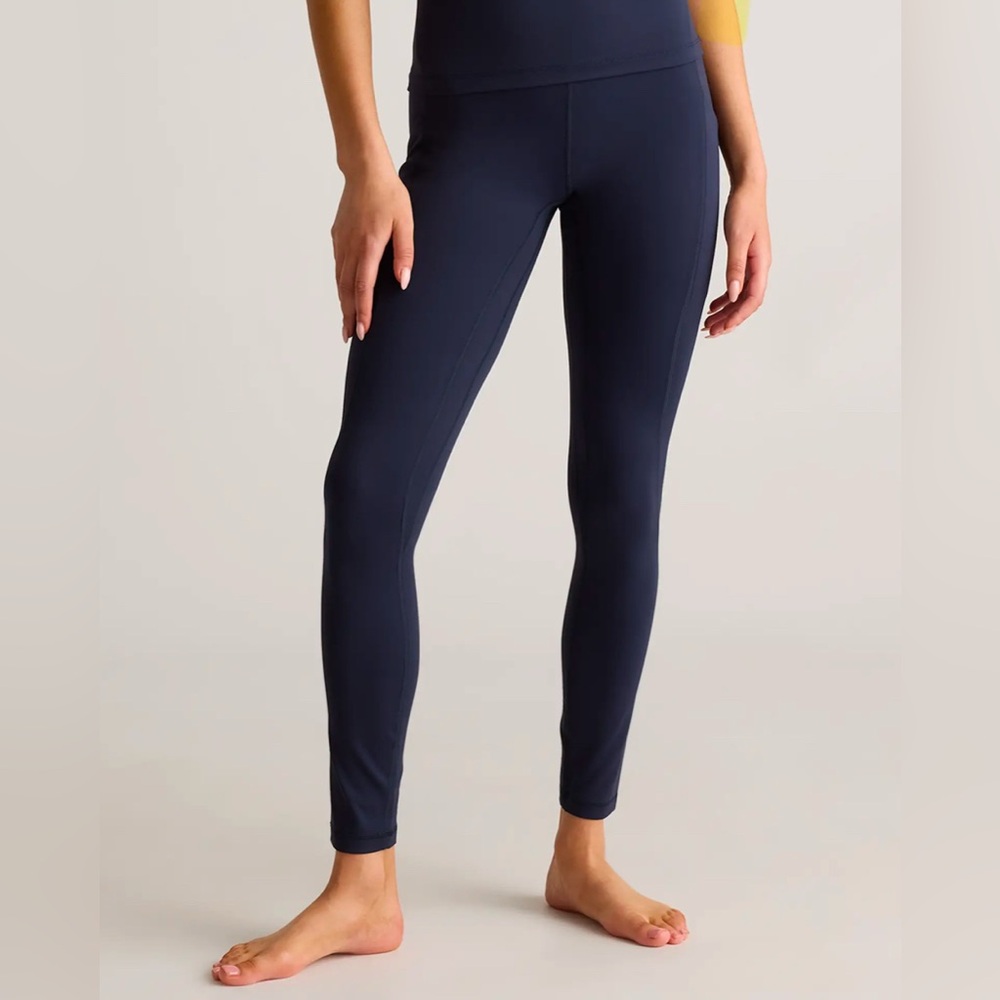 Athleta Navy Leggings | size medium